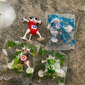 4 Radio Remix McDonald’s Toys